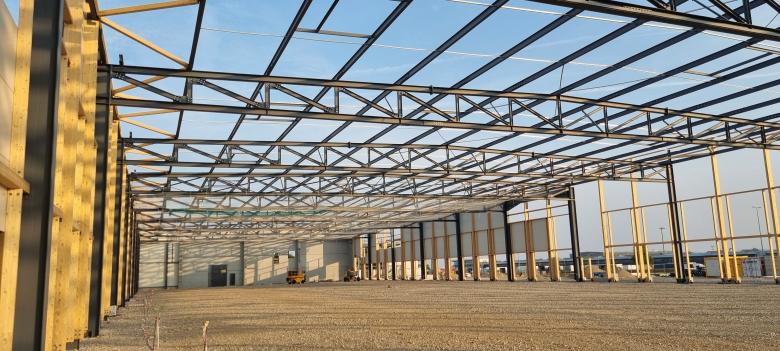 Ossature acier bois pour projet logistique certifié BREEAM