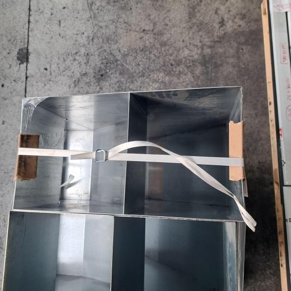 Poste de travail ergonomique atelier – Port Ain – Auvergne-Rhône-Alpes