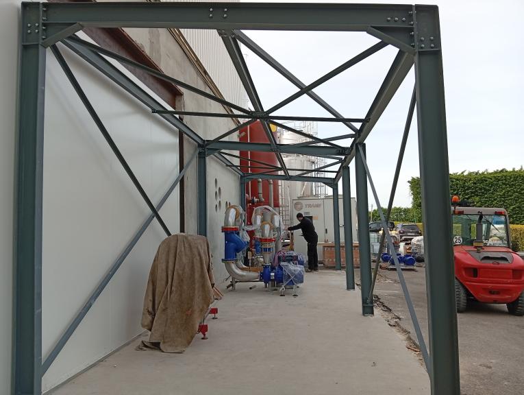 ouvrage métallique local technique laiterie etrez