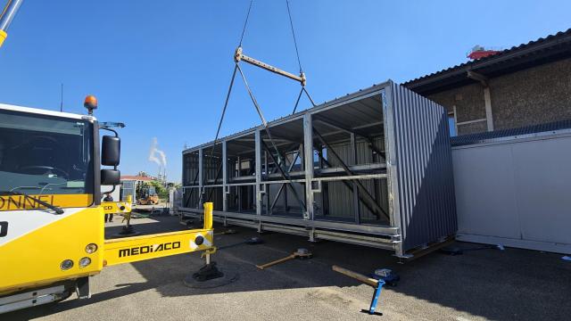 Structure SKID industrielle sur mesure fabriquée par CAPMETAL