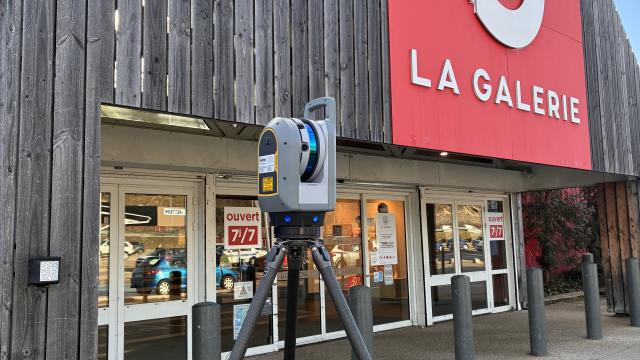 Relevé façade Intermarché Arbent - AJSCAN - Ain 01