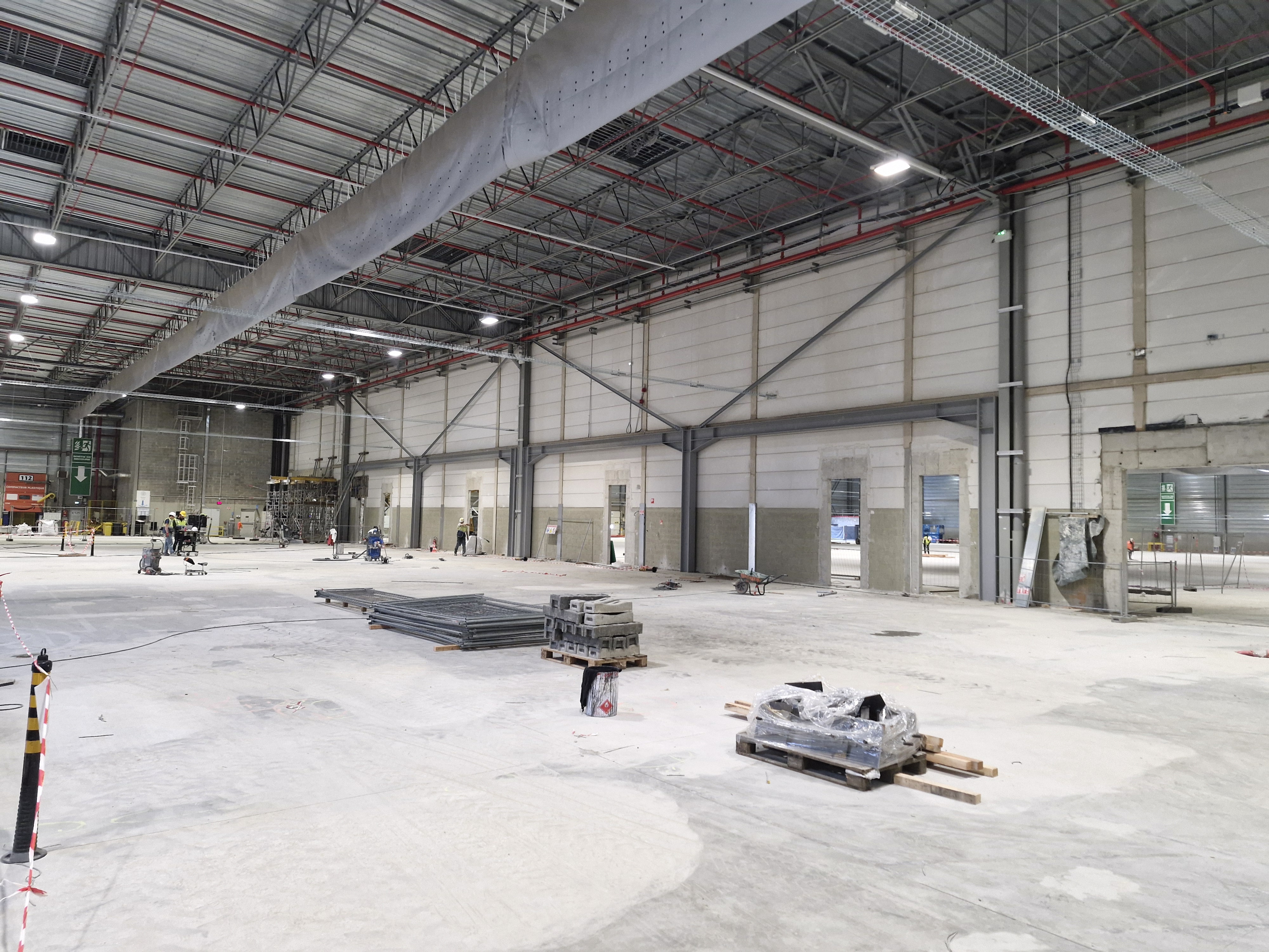 Nouvelle mezzanine et renforcement de structure pour un site tertiaire dans l’Isère